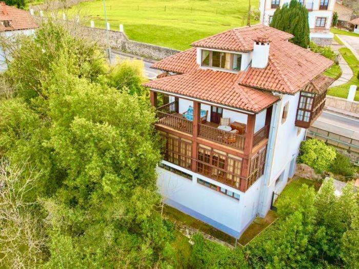 Casona En Puente Viesgo Villa Bagian luar foto